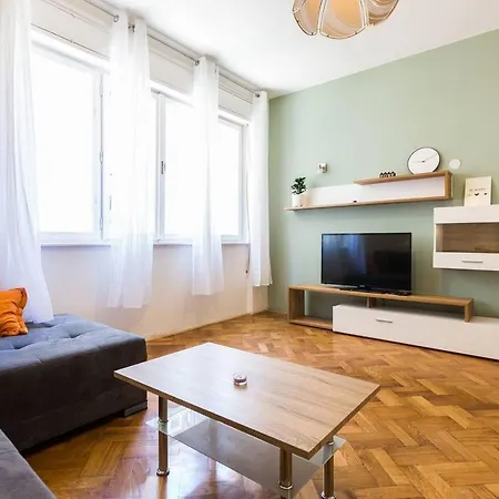 Διαμέρισμα Royal G - City Centre *